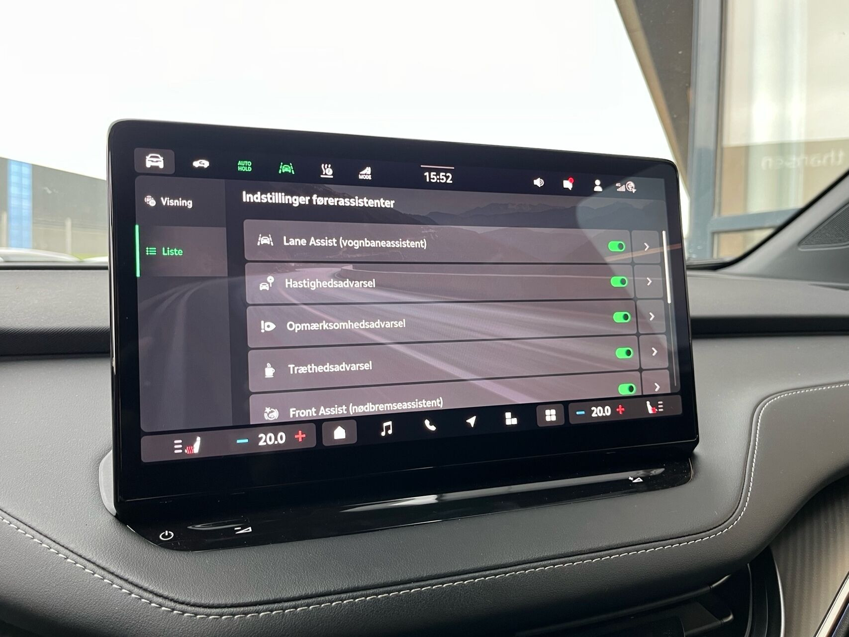Sort Skoda Enyaq fra 2024