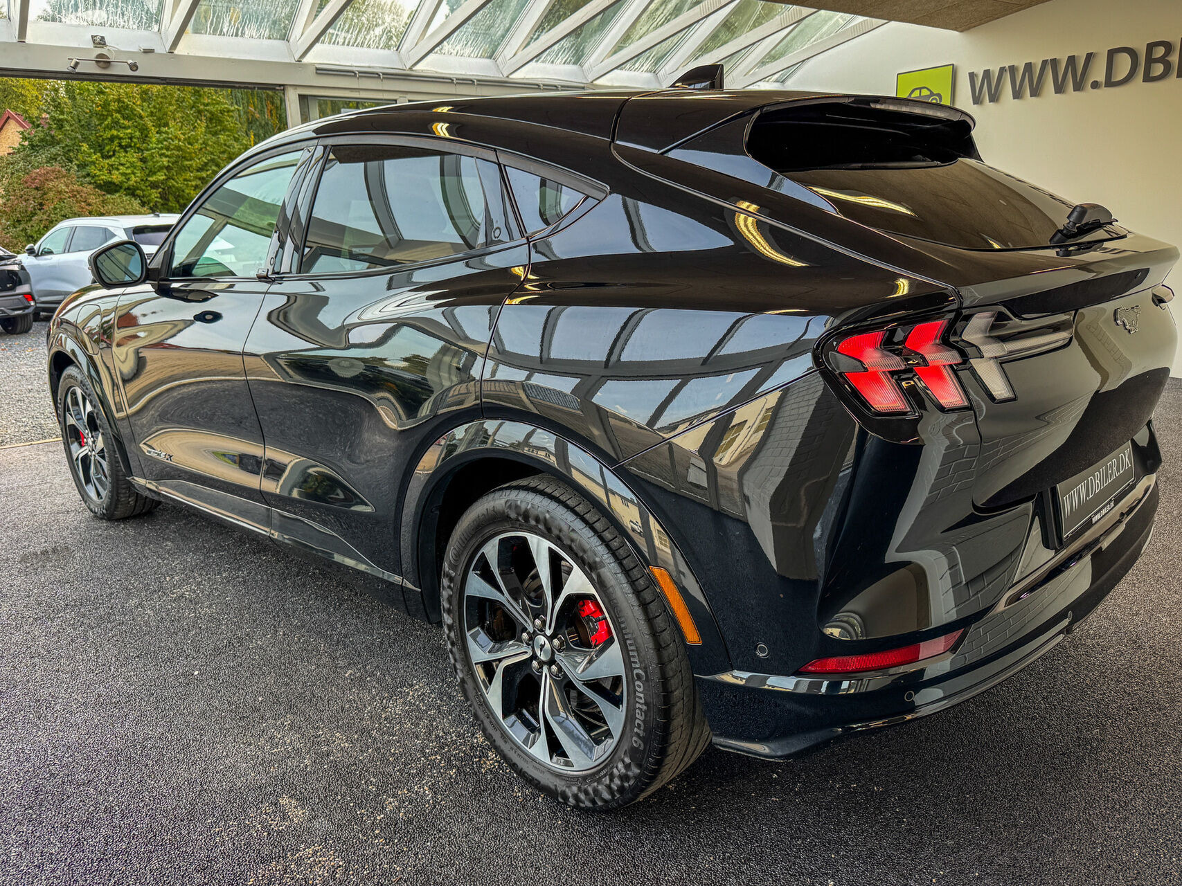 Sort Ford Mustang Mach-E fra 2024