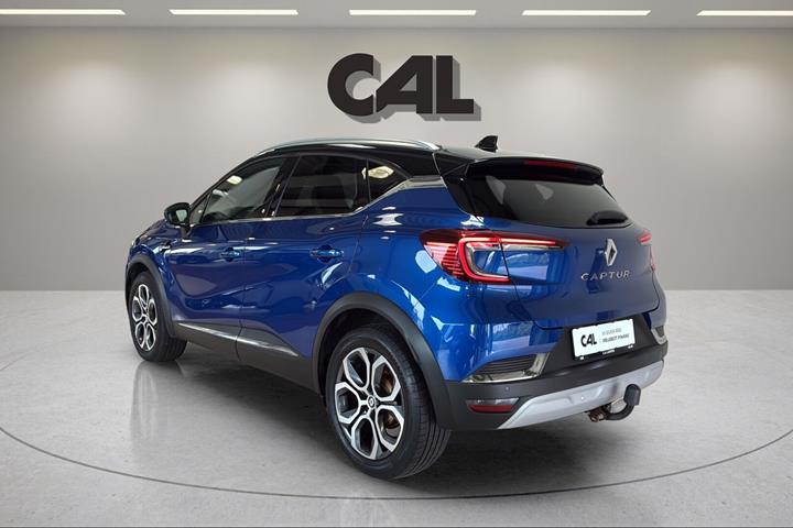 Blå Renault Captur fra 2022