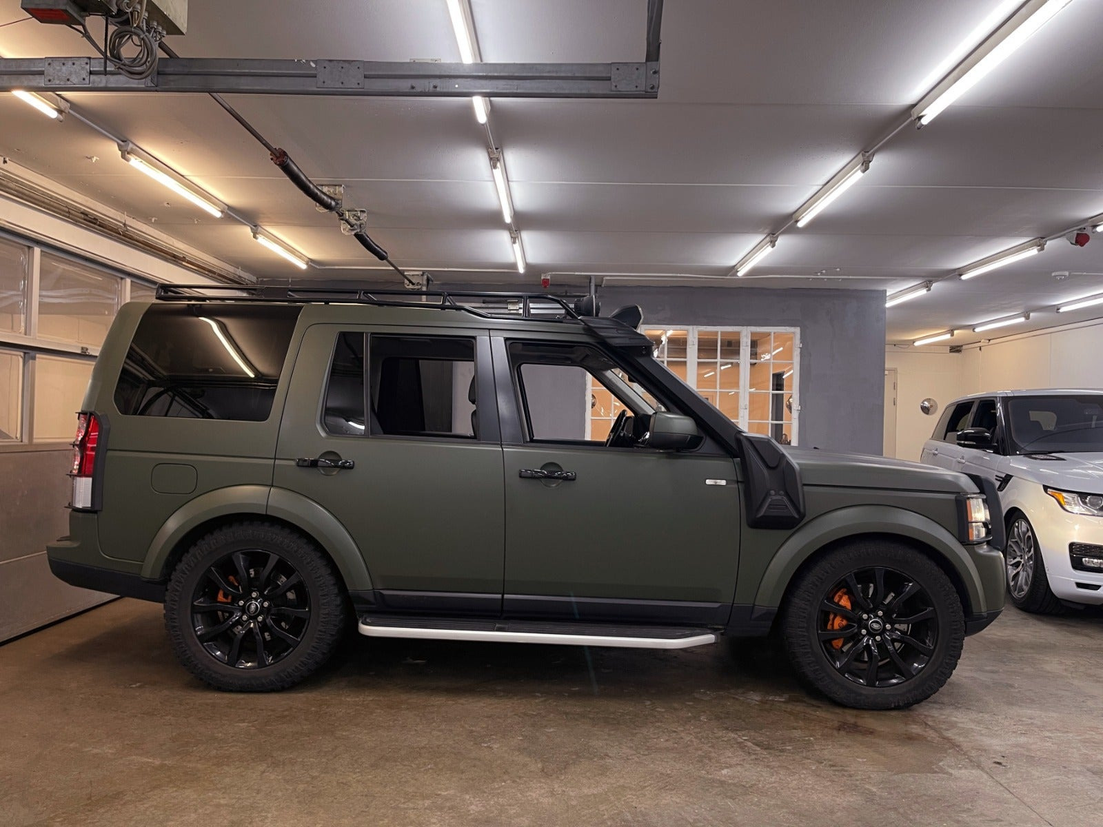 Sort Land Rover Discovery 4 fra 2012