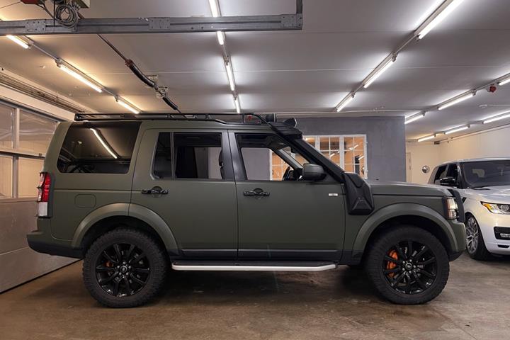 Sort Land Rover Discovery 4 fra 2012
