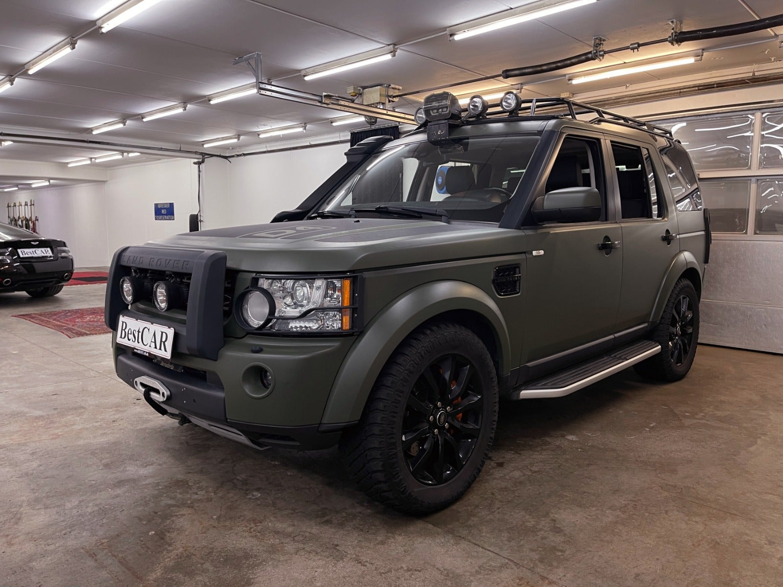 Sort Land Rover Discovery 4 fra 2012