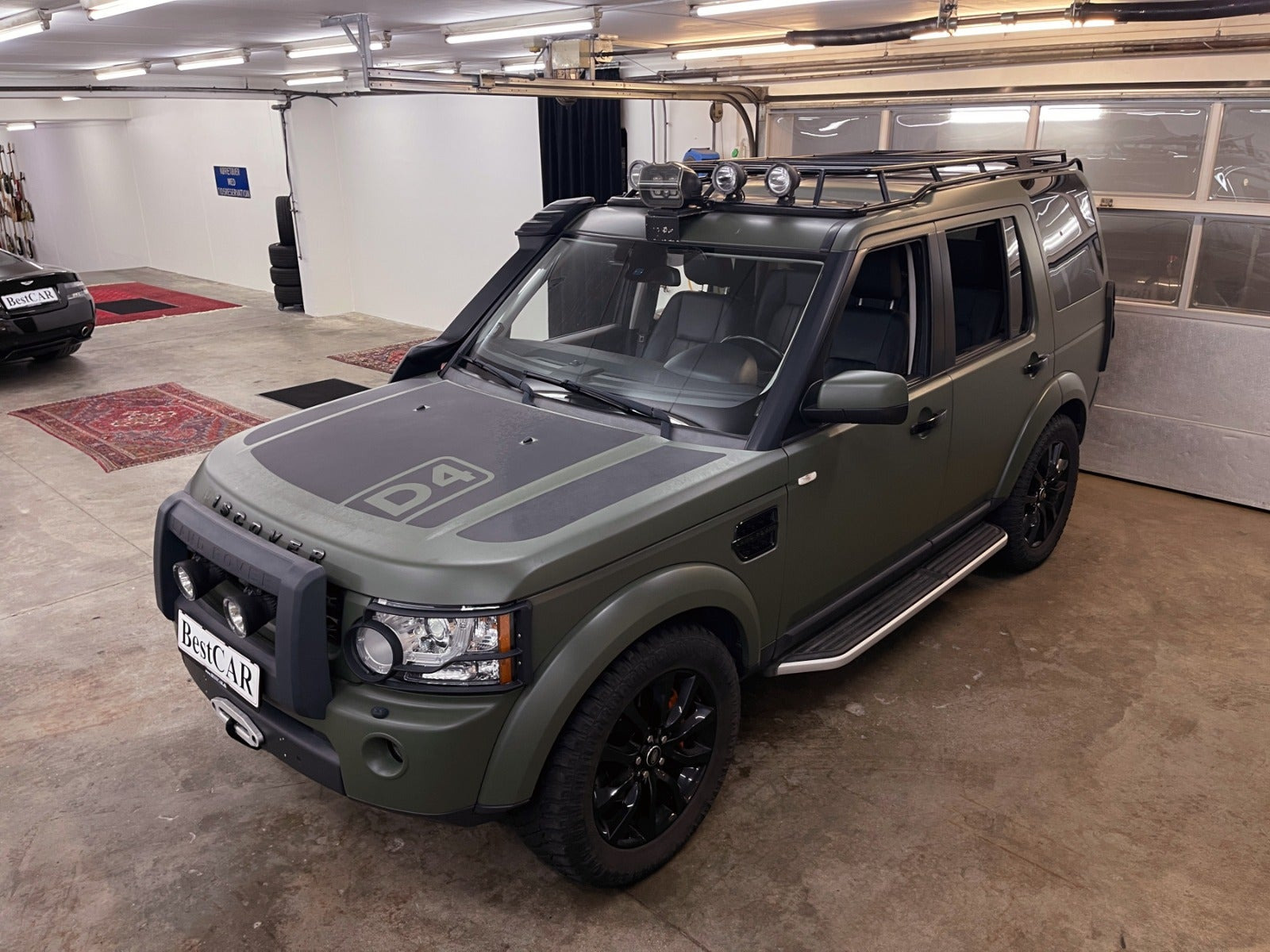 Sort Land Rover Discovery 4 fra 2012