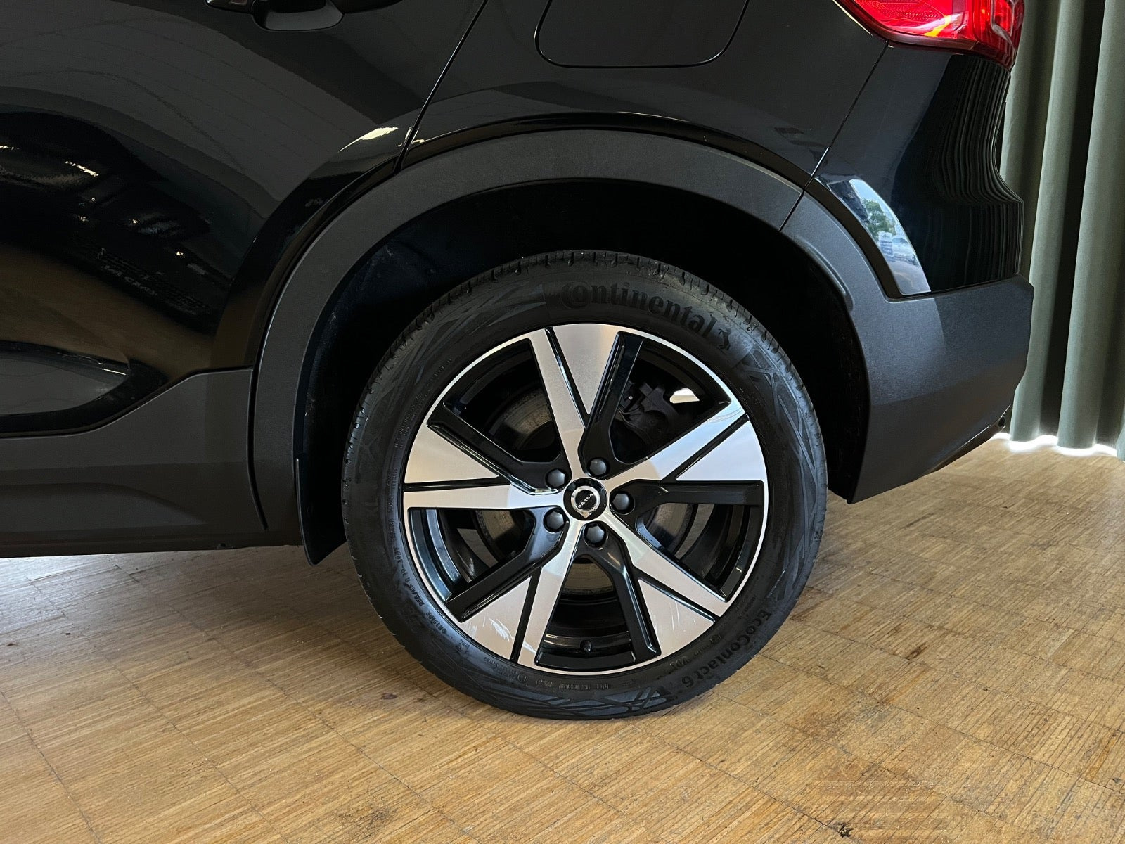 Grøn Volvo XC40 fra 2022