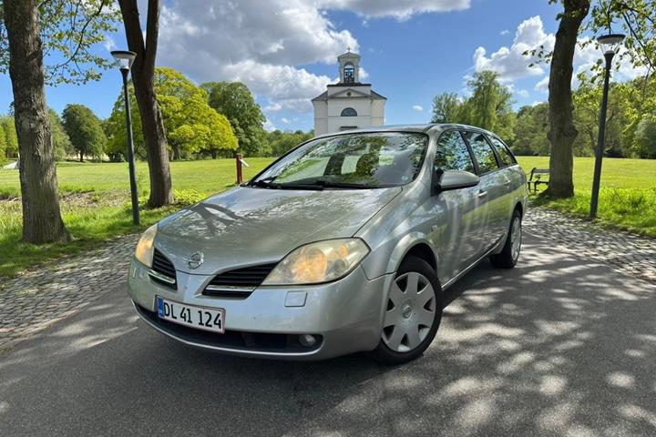 Beige Nissan Primera fra 2006