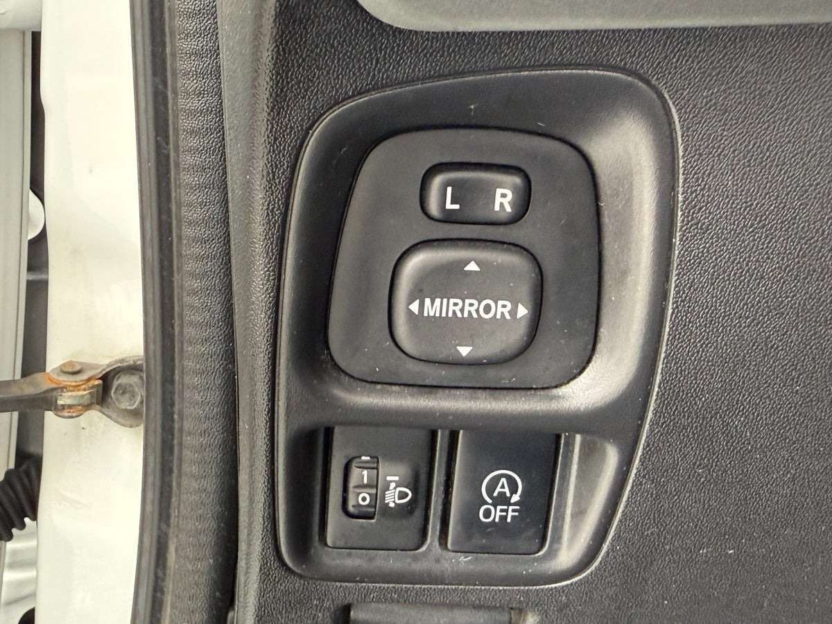 Hvid Toyota Aygo fra 2015