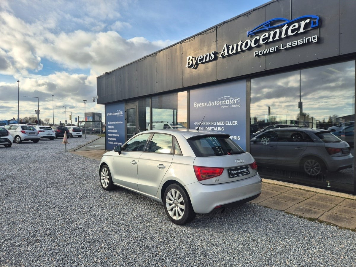 Grå Audi A1 fra 2013