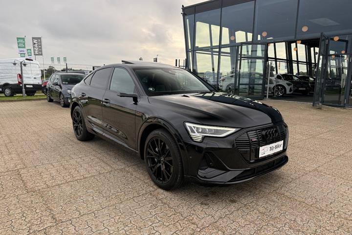 Sort Audi e-tron fra 2022