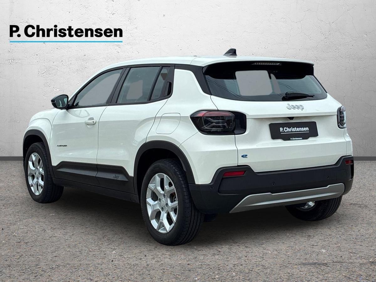 Hvid Jeep Avenger fra 2025