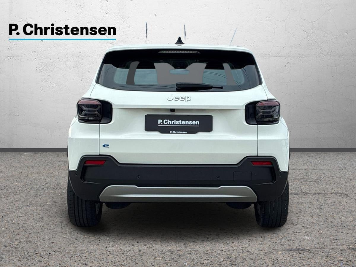 Hvid Jeep Avenger fra 2025