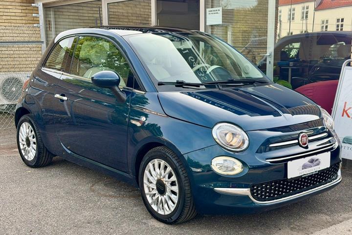 Blå Fiat 500 fra 2015