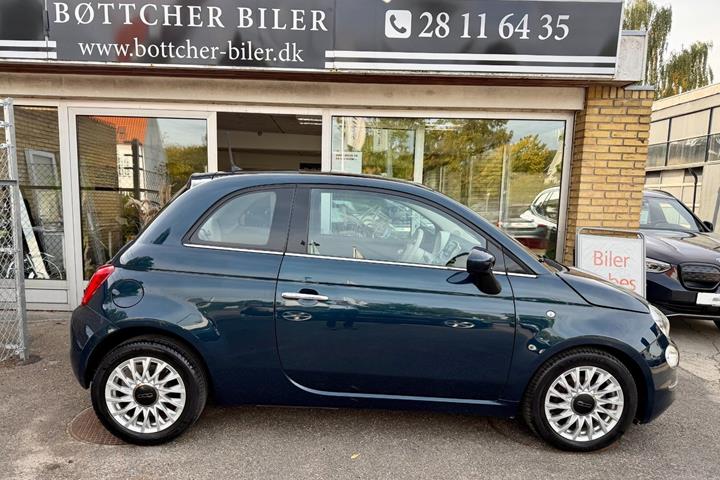 Blå Fiat 500 fra 2015