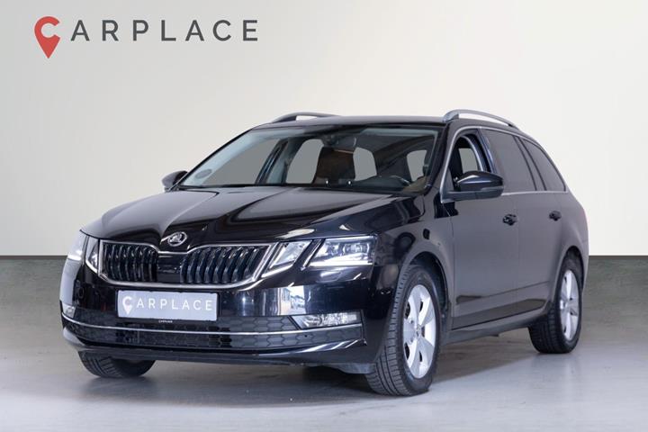 Sort Skoda Octavia fra 2018