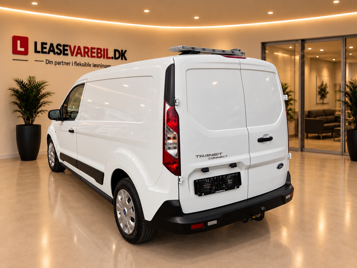Hvid Ford Transit Connect fra 2020