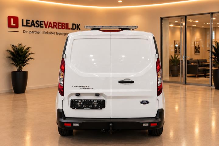 Hvid Ford Transit Connect fra 2020