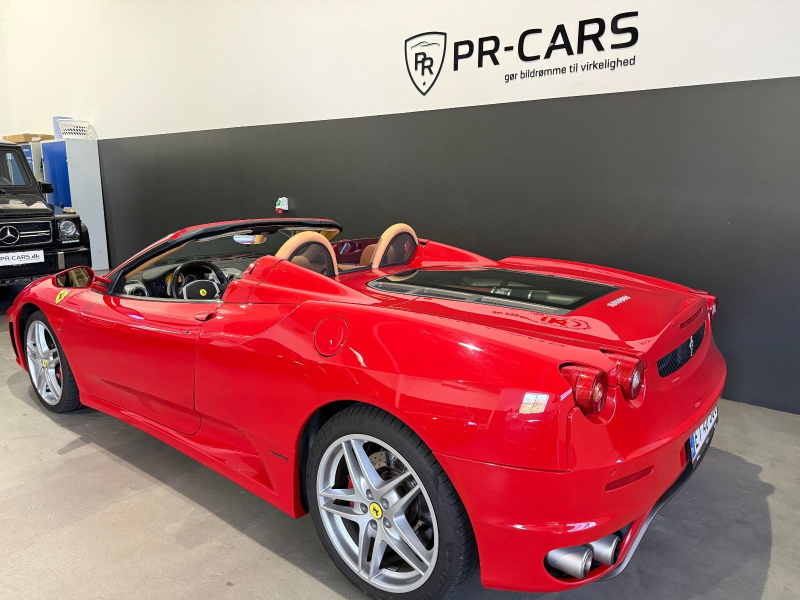 Rød Ferrari F430 fra 2007