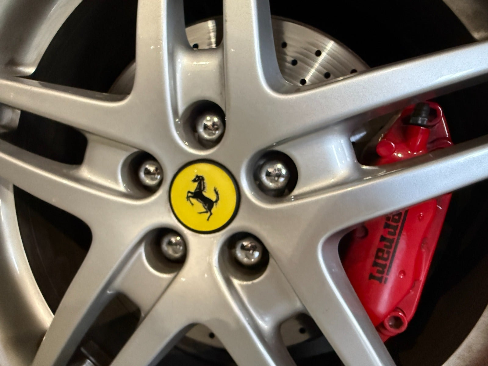 Rød Ferrari F430 fra 2007