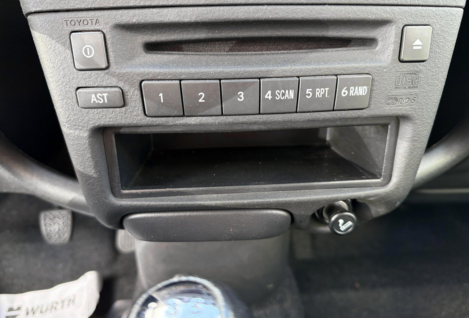 Sort Toyota Yaris fra 2006
