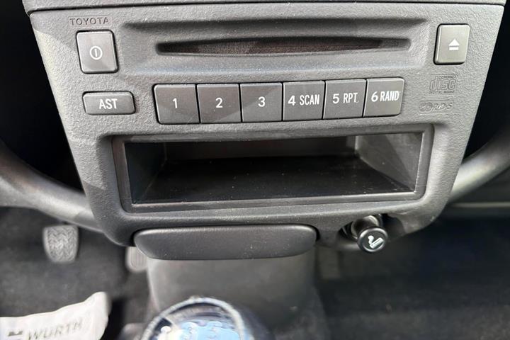 Sort Toyota Yaris fra 2006
