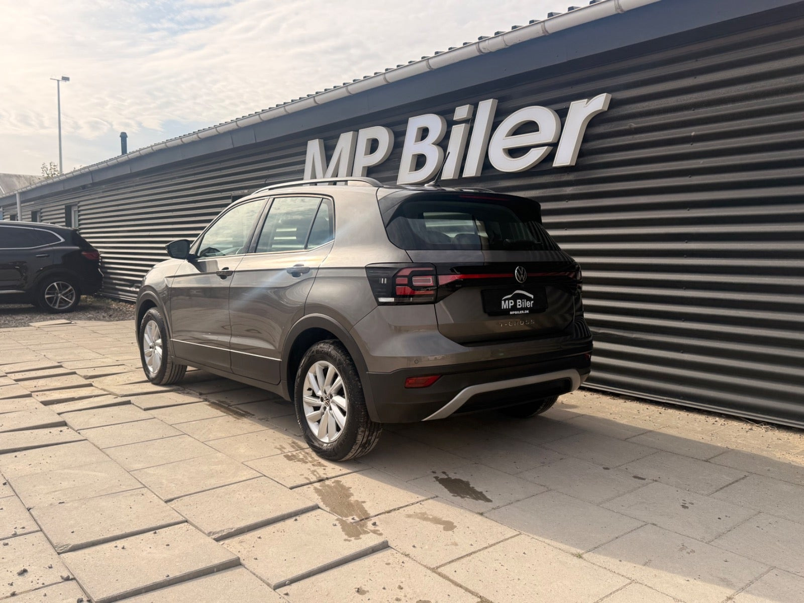Grå VW T-Cross fra 2021