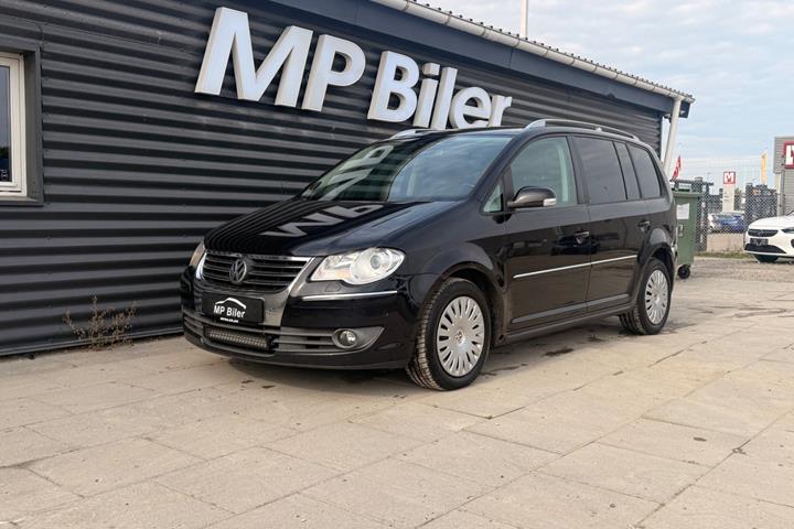 Sort VW Touran fra 2008