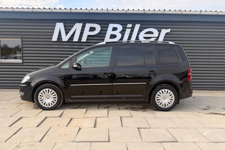 Sort VW Touran fra 2008