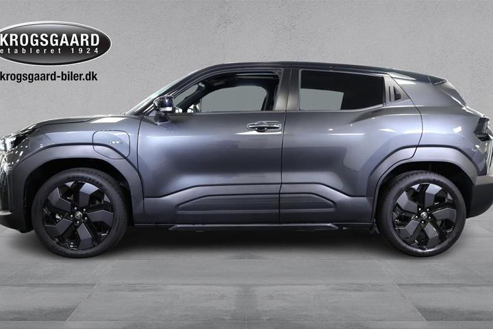 Grå Toyota Urban Cruiser fra 2025