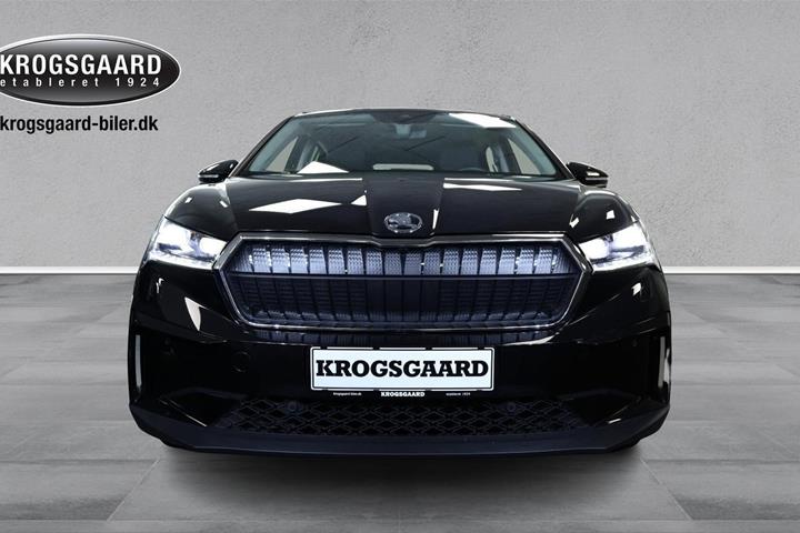 Sort Skoda Enyaq fra 2023