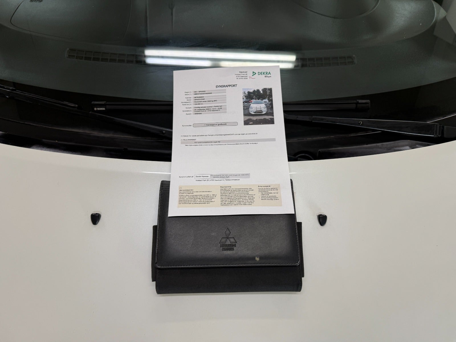 Hvid Mitsubishi Space Star fra 2015