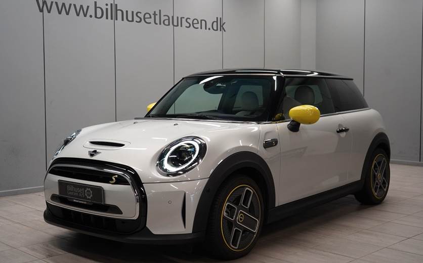 Mini Cooper SE Electric Trim