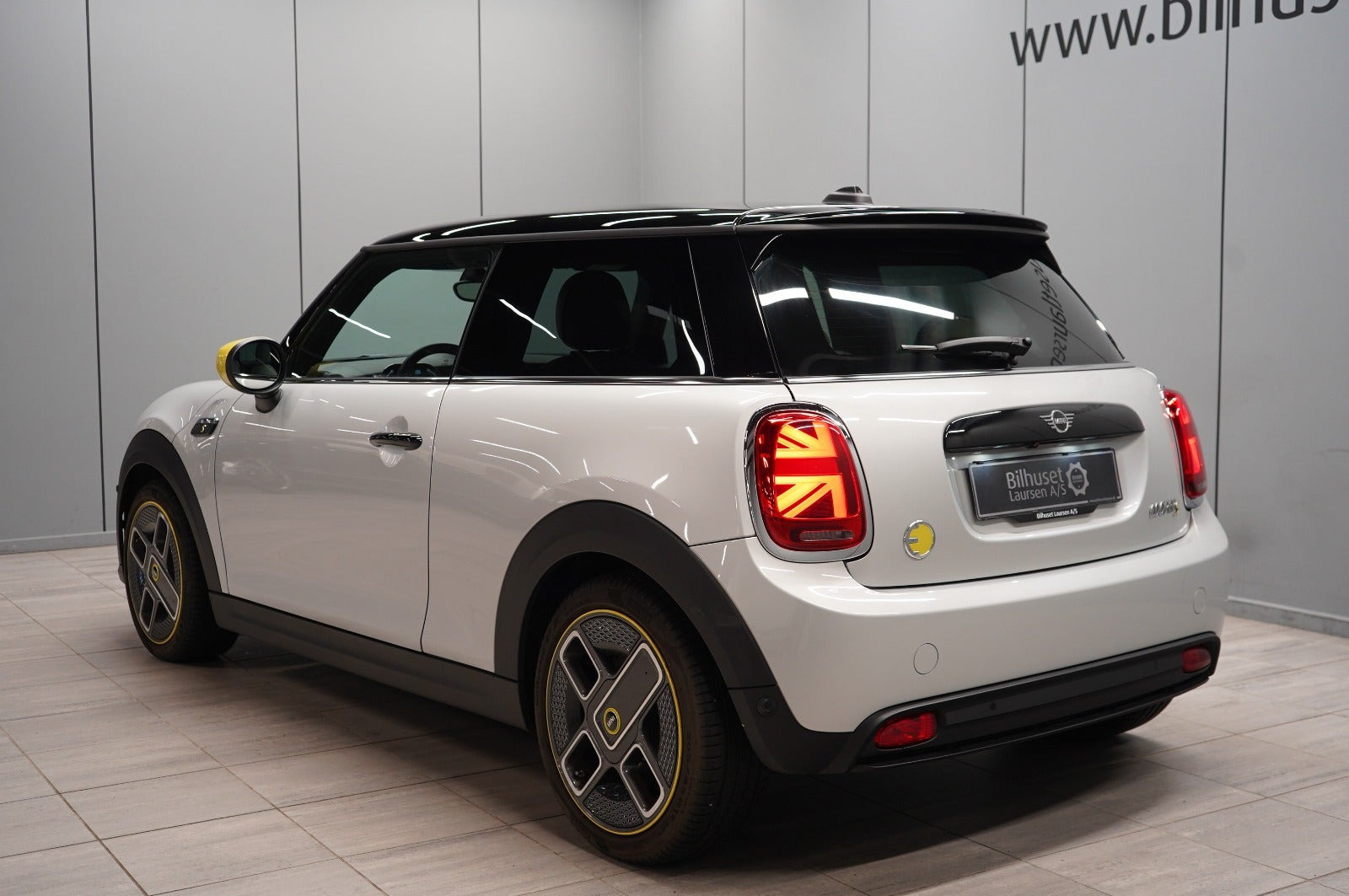 Grå Mini Cooper SE fra 2022