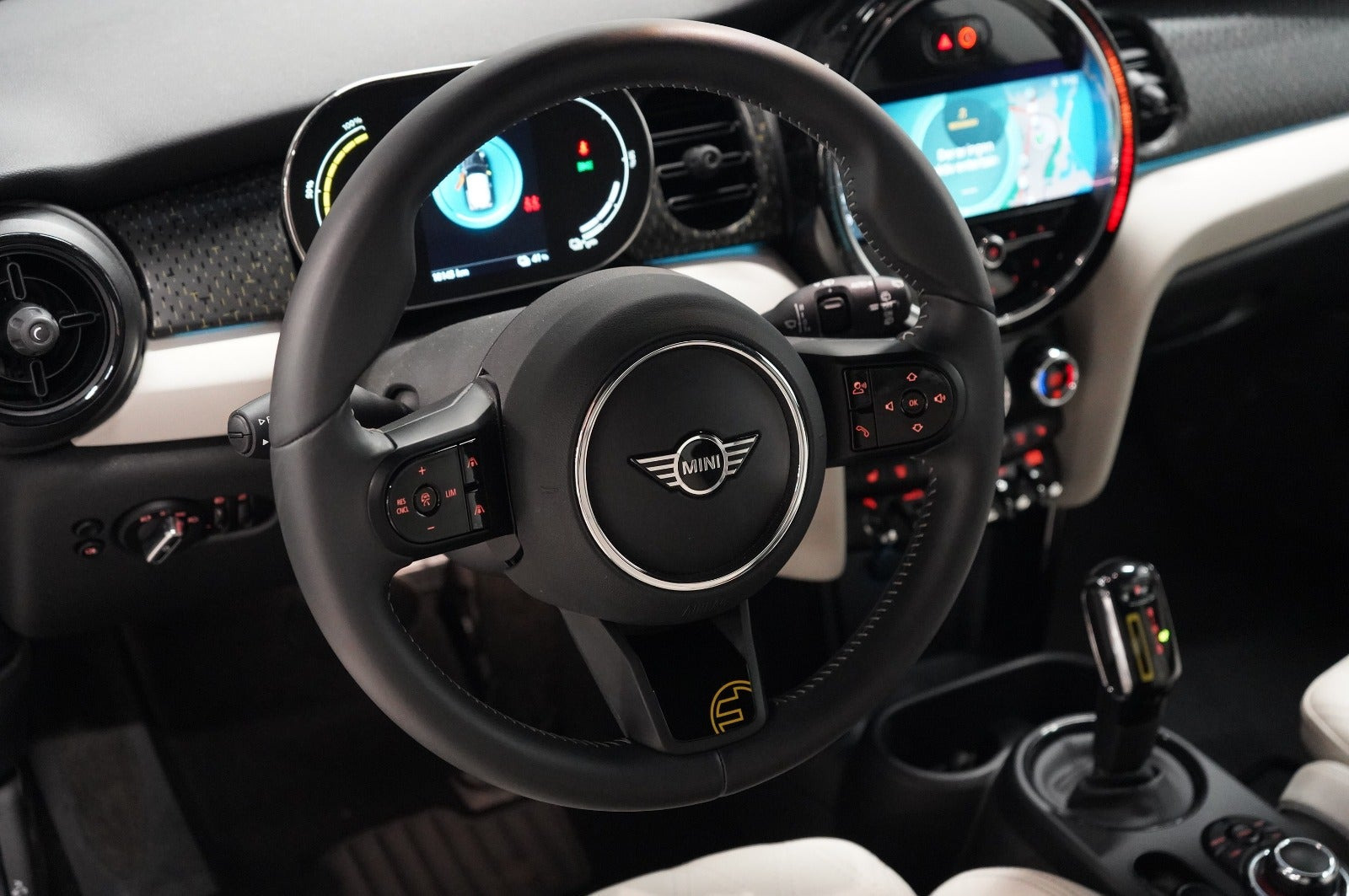 Grå Mini Cooper SE fra 2022