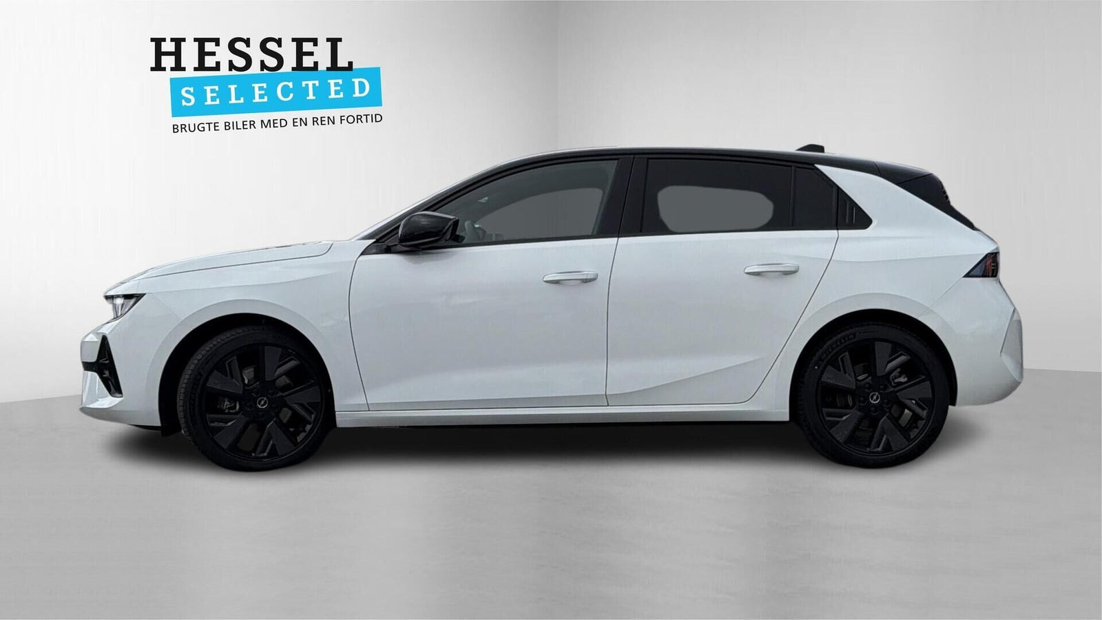 Hvid Opel Astra-e fra 2024