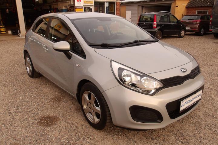 undefined Kia Rio fra 2014
