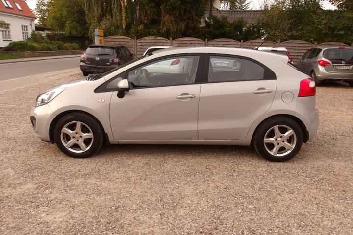undefined Kia Rio fra 2014