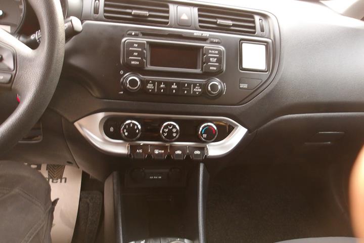 undefined Kia Rio fra 2014