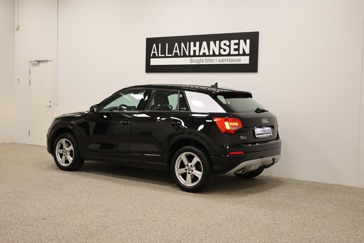 Sort Audi Q2 fra 2017