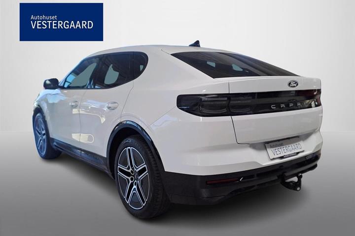 Hvid Ford Capri fra 2025