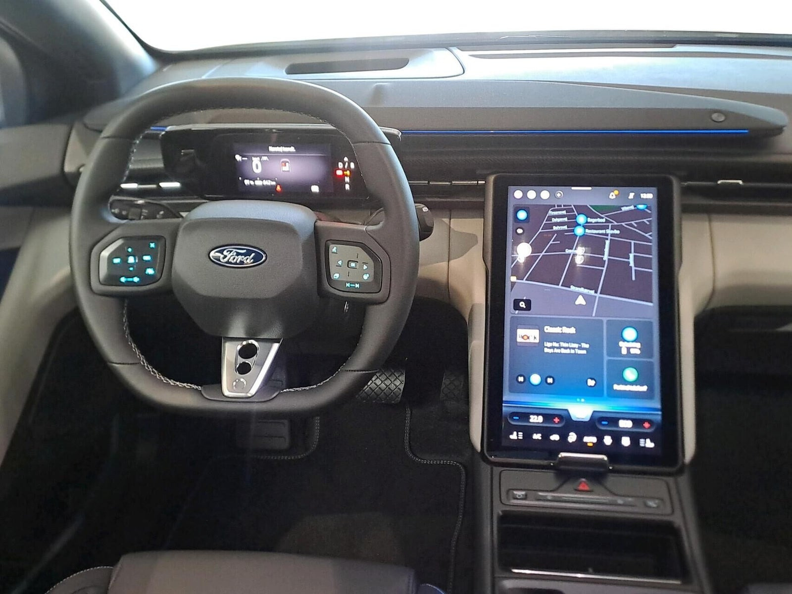 Hvid Ford Capri fra 2025