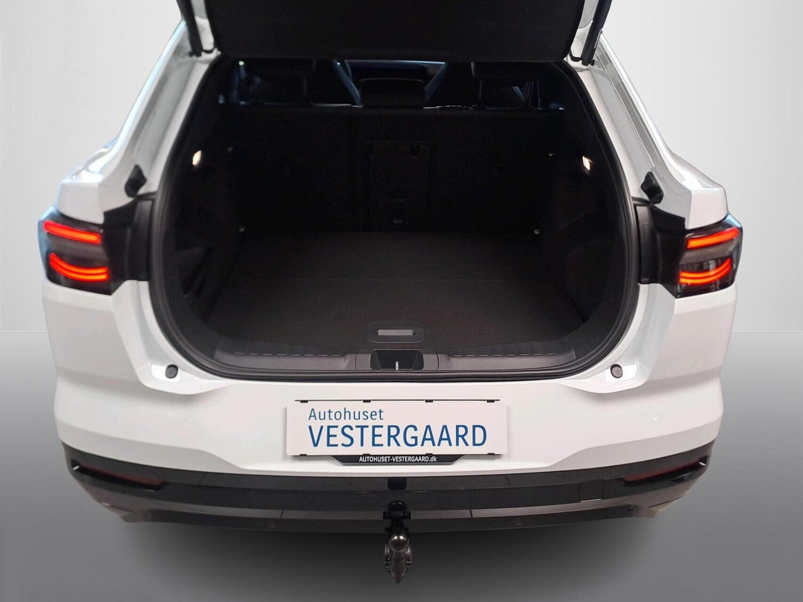 Hvid Ford Capri fra 2025