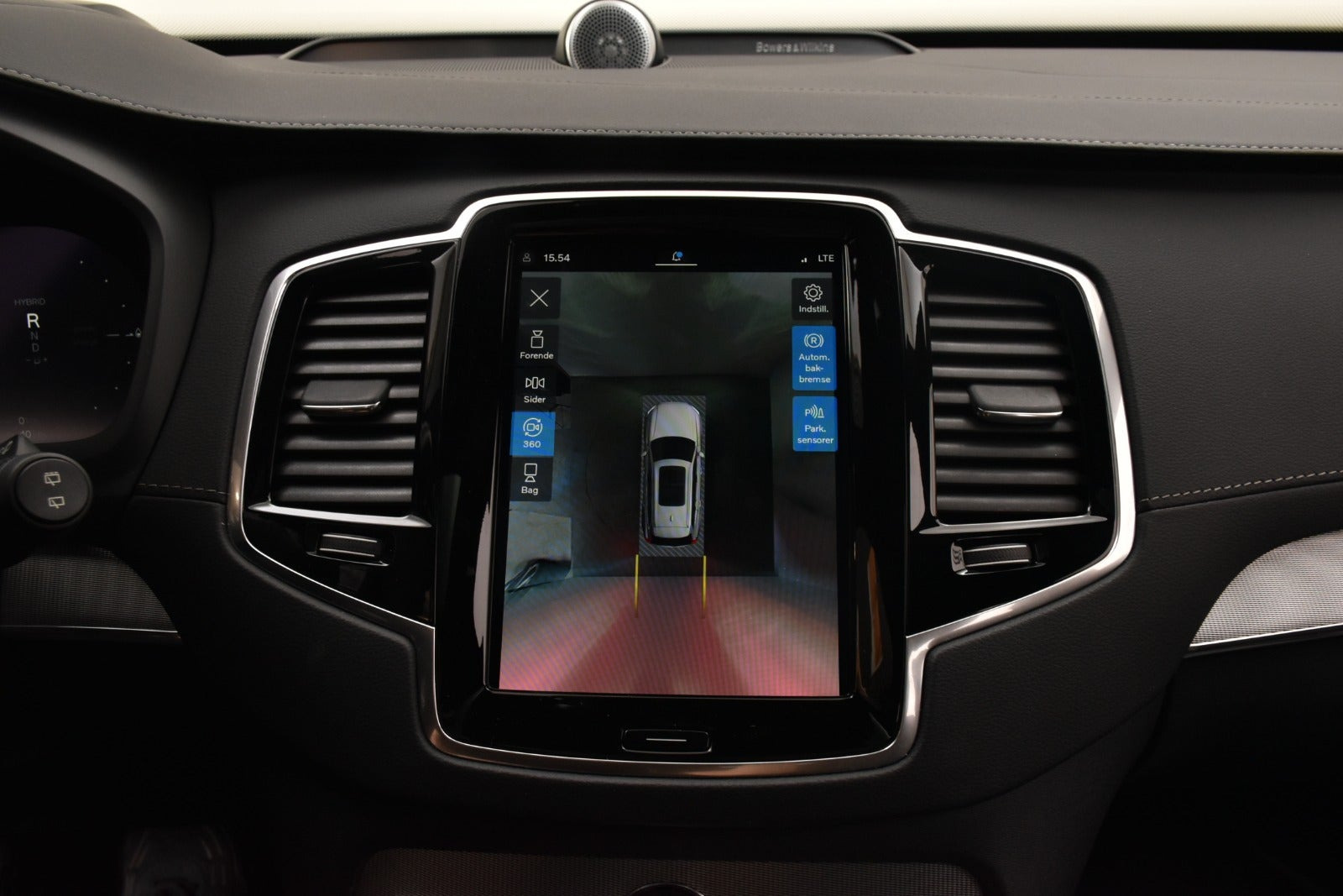 Hvid Volvo XC90 fra 2022