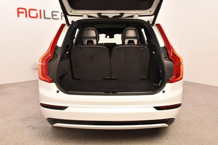 Hvid Volvo XC90 fra 2022