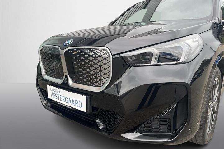 Sort BMW iX1 fra 2024