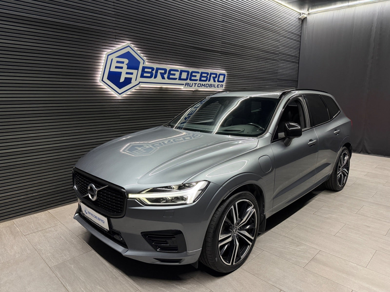 Volvo XC60 2,0 T8 ReCharge R-Design aut. AWD