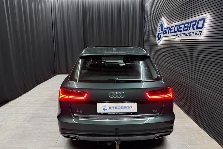Grøn Audi A6 fra 2018