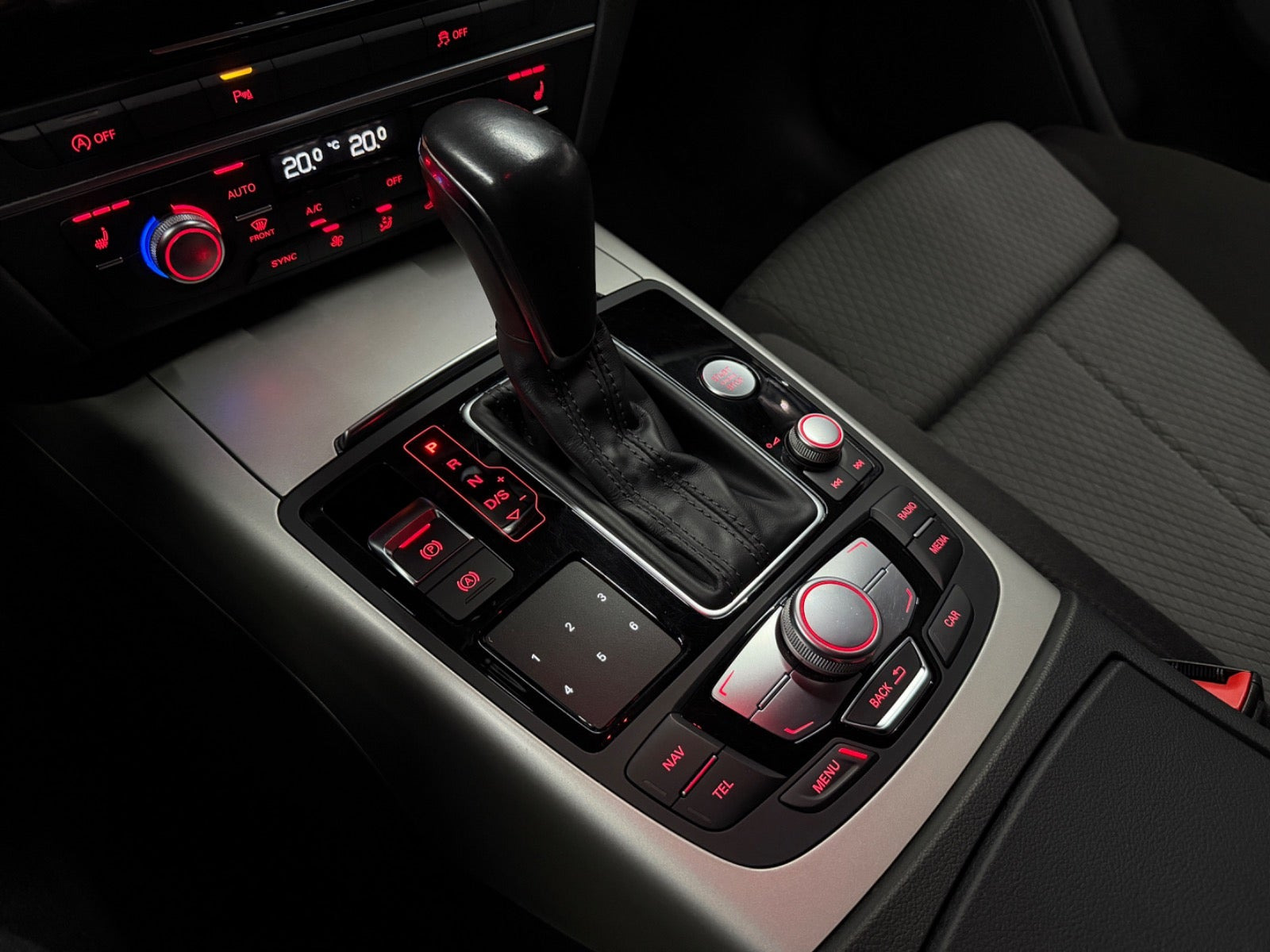 Grøn Audi A6 fra 2018