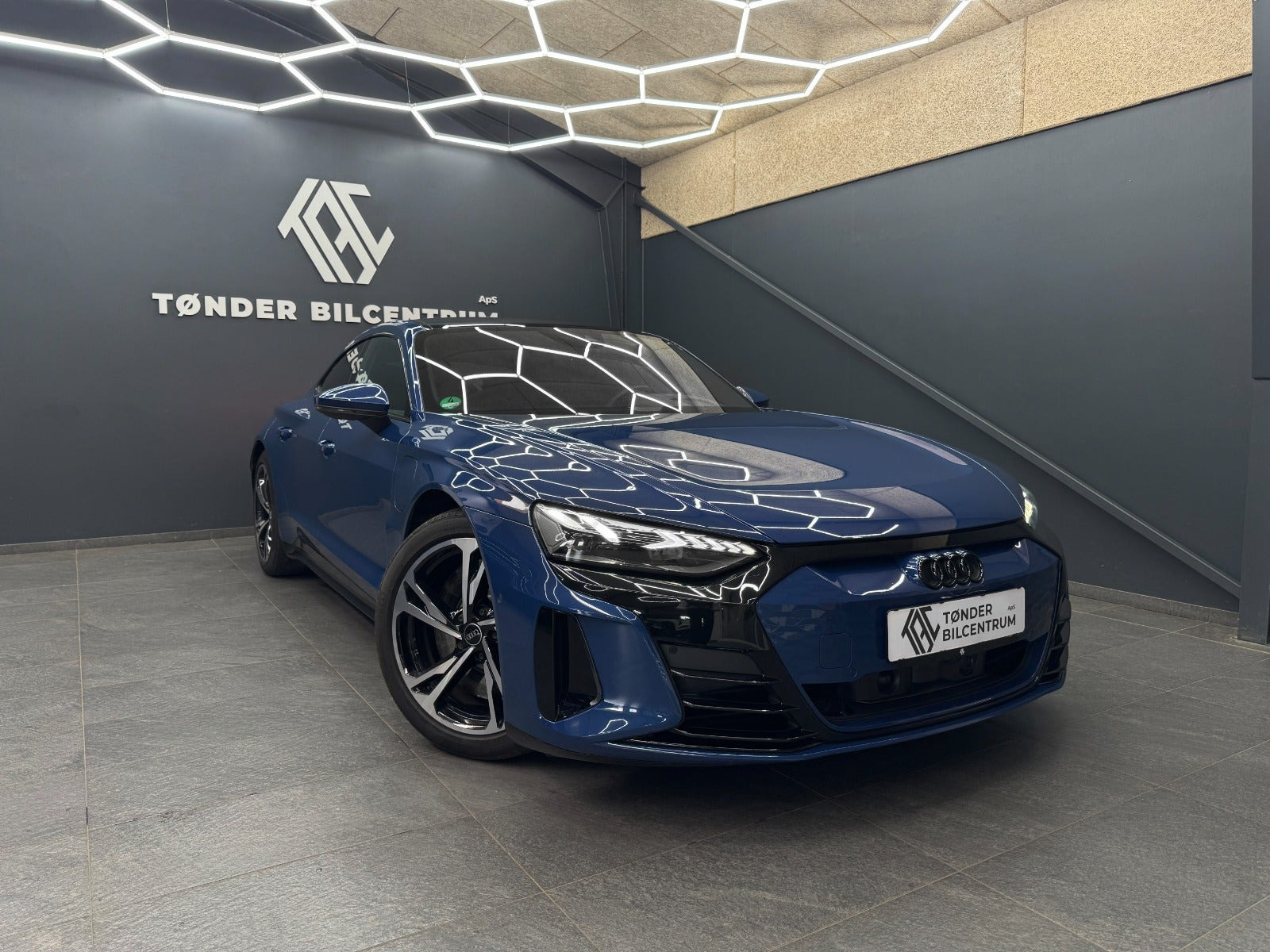 Blå Audi RS e-tron GT fra 2023
