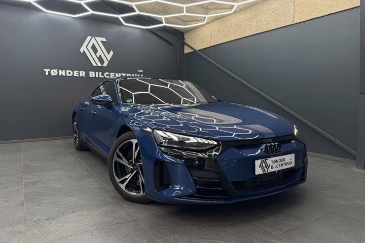 Blå Audi RS e-tron GT fra 2023