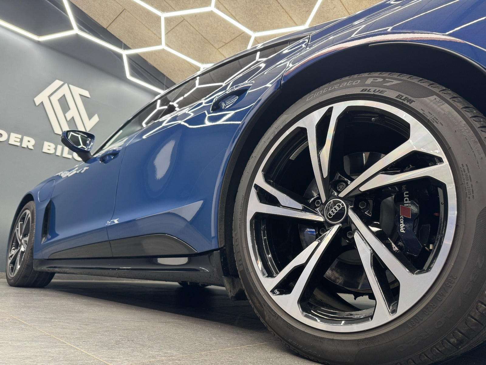 Blå Audi RS e-tron GT fra 2023
