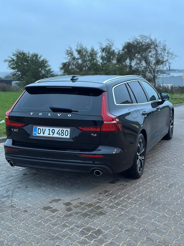 undefined Volvo V60 fra 2020